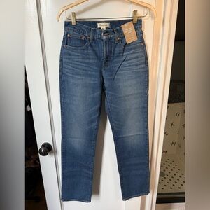 Madewell Mid-Rise 90s Straight Jean